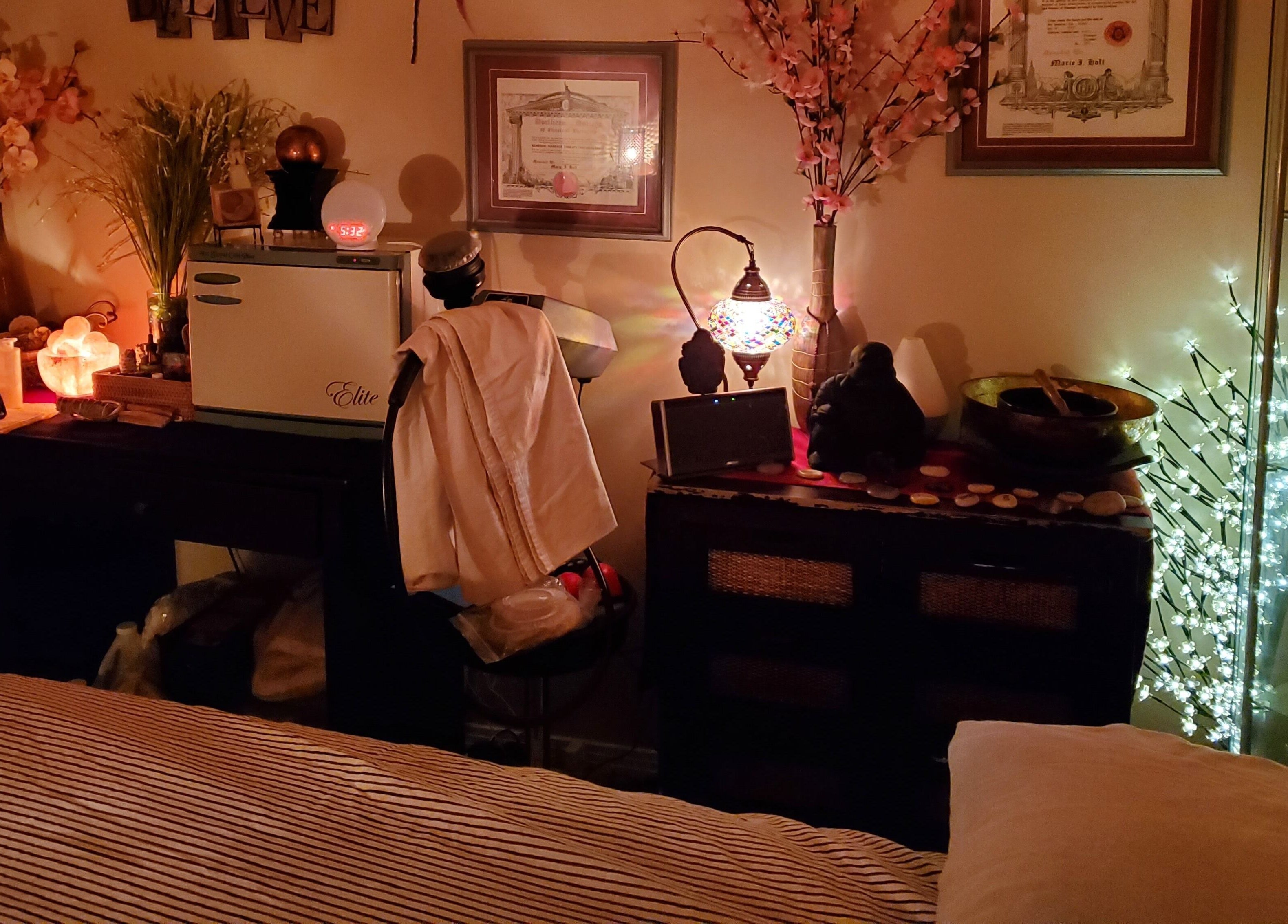 Serene massage room at Got Your Back Therapeutic Massage Services, Stony Plain, Alberta, CA, featuring calming decor.