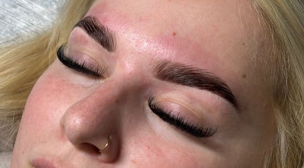 Perfectly shaped eyebrows and lashes at ByMaisy, Bexleyheath, England, GB for a polished look.