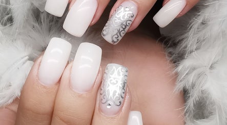 Nails.Com Potch