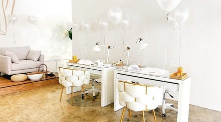 Chic manicure stations at N by Noonalash - Streetmall @ Cyberjaya, Cyberjaya, Selangor, MY.