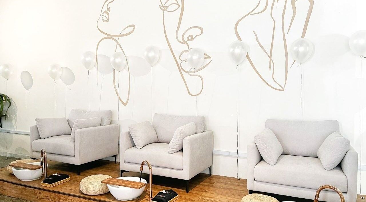 Luxurious pedicure chairs at N by Noonalash - Streetmall @ Cyberjaya, Cyberjaya, Selangor, MY with artistic wall art.