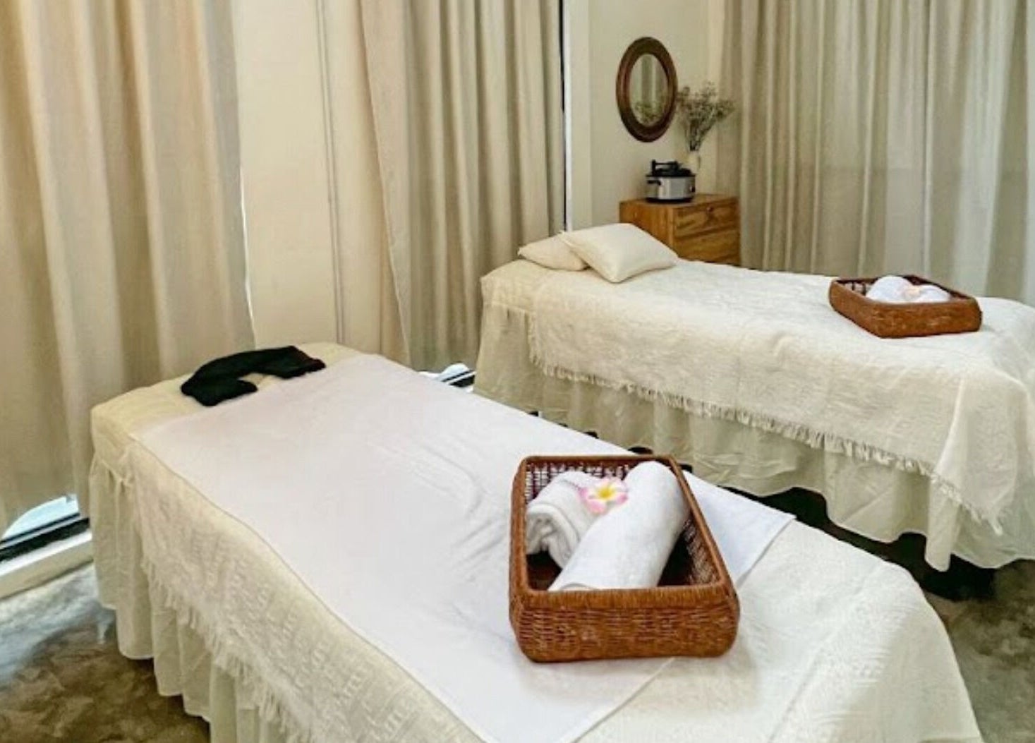 Relaxing spa beds at N by Noonalash - Streetmall @ Cyberjaya, Cyberjaya, Selangor, MY. Enjoy a rejuvenating experience.