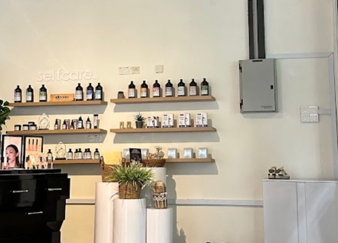 Elegant skincare display at N by Noonalash - Streetmall @ Cyberjaya, Cyberjaya, Selangor, MY.