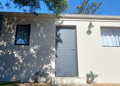 Entrance of Vanilla Touch Studios - Edgemead Cape Town, featuring serene garden in Cape Town, Western Cape, ZA.