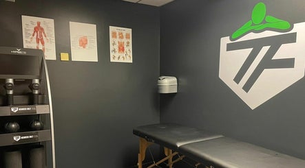 The Recovery Lounge - Tempo Massage image 3