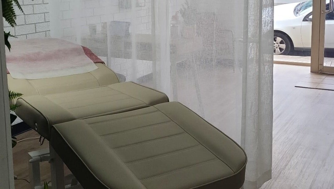 Relaxing treatment room at Dluxe Beauty and Brows, Waratah, New South Wales, AU.