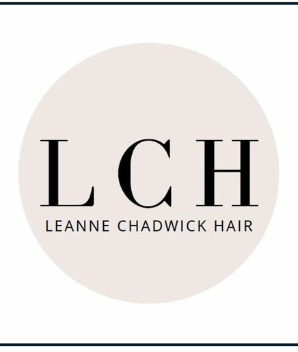 Leanne Chadwick Hair slika 2