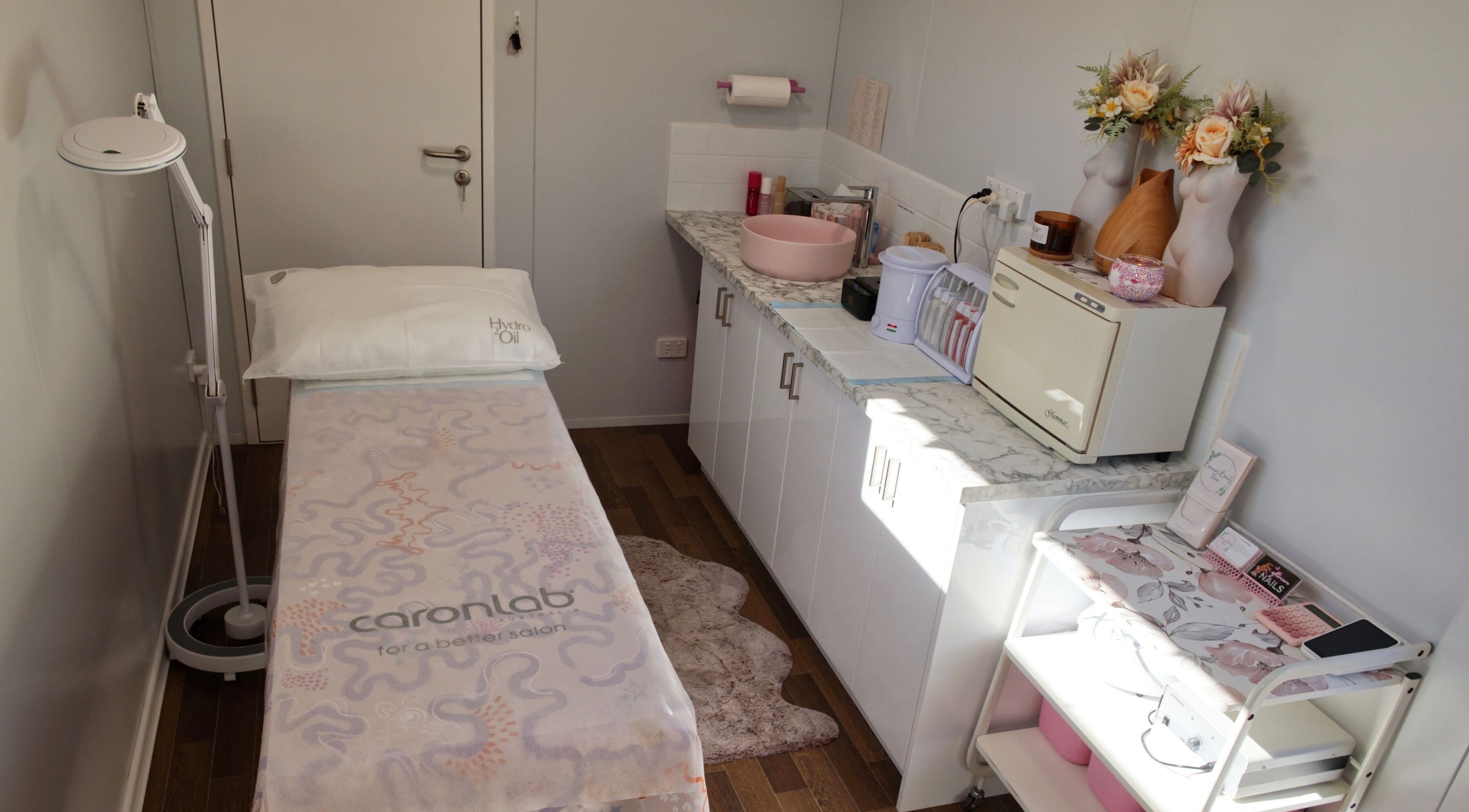 Serene treatment room at Breanna’s Beauty Room in Toormina, New South Wales, AU with modern equipment.