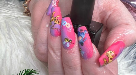 Tipsy Time Nails and Beauty зображення 3