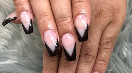 Q Nails image 3