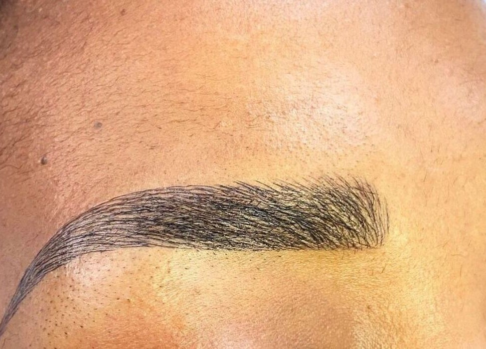Perfectly shaped eyebrow at Moois Beauty Lash and Brow Bar, Johannesburg, Gauteng, ZA.
