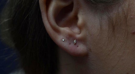 Divine Art Piercing slika 3