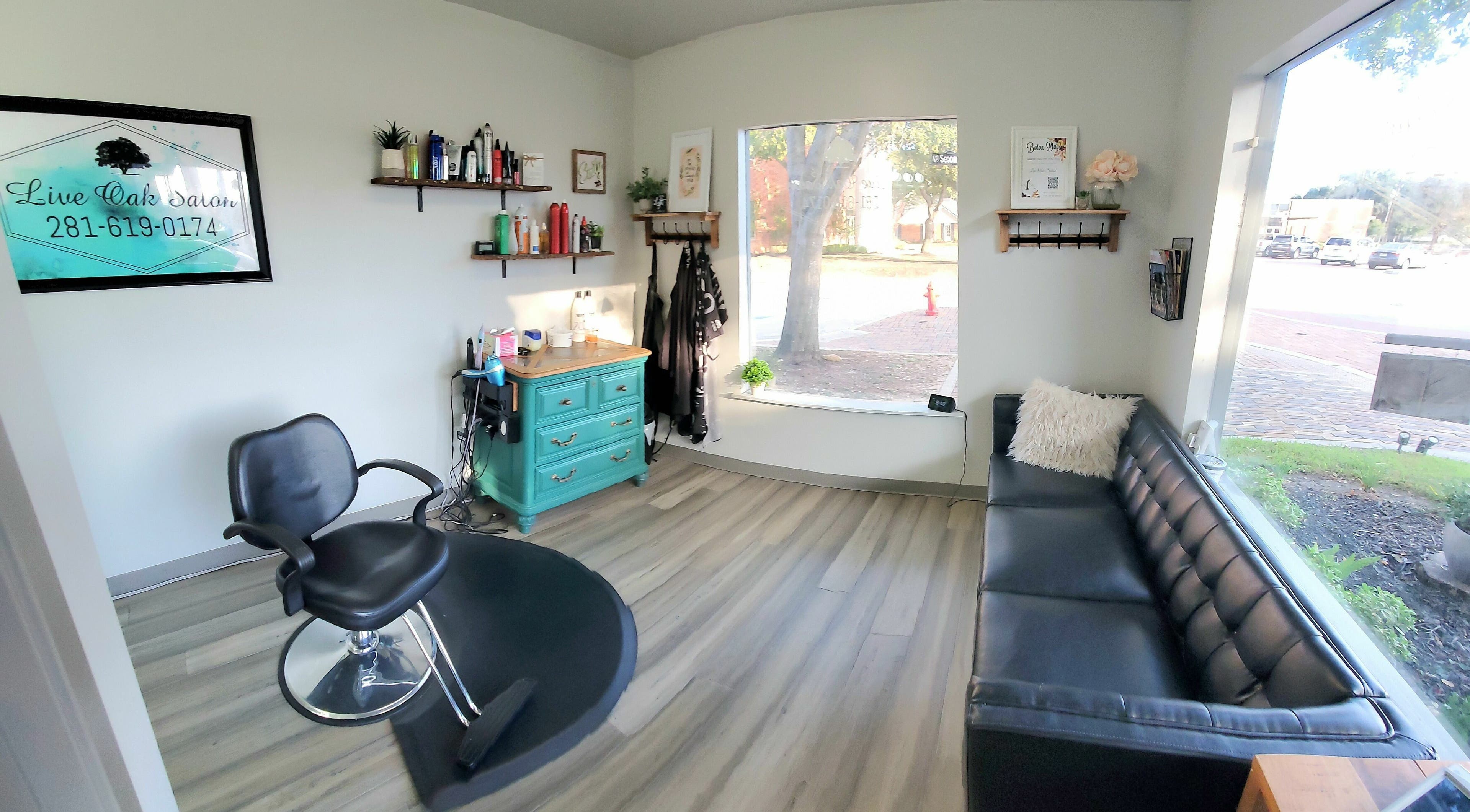 Cozy interior of Live Oak Salon with styling station in Katy, Texas, US, highlighting elegant decor.