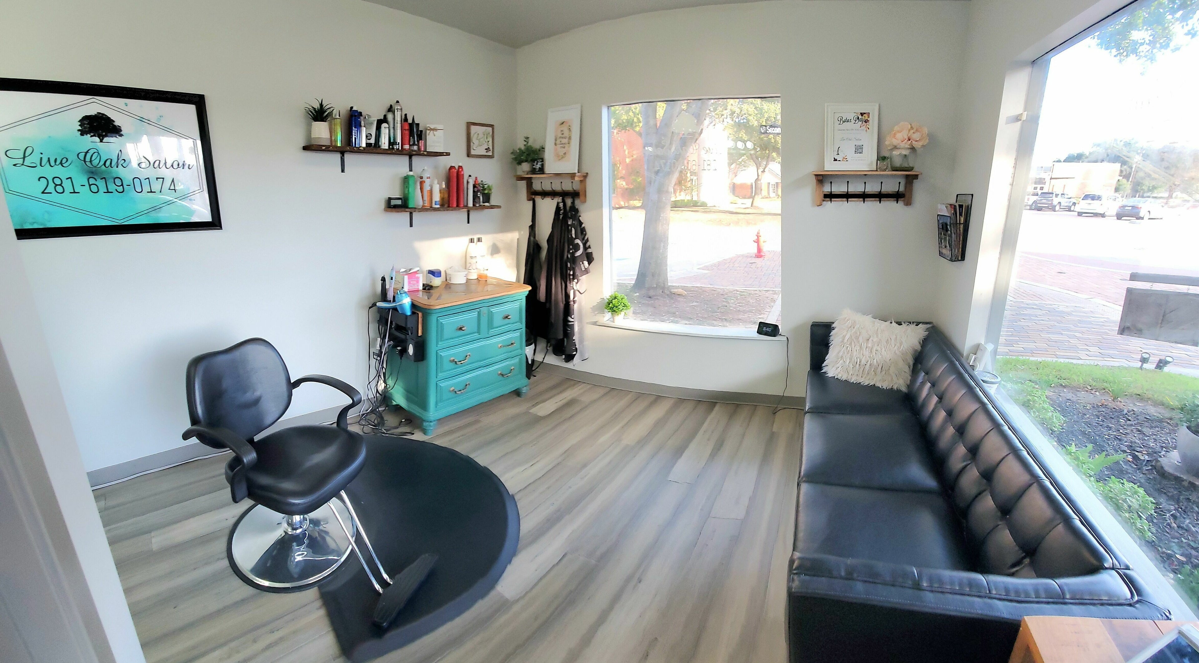 Cozy interior of Live Oak Salon with styling station in Katy, Texas, US, highlighting elegant decor.