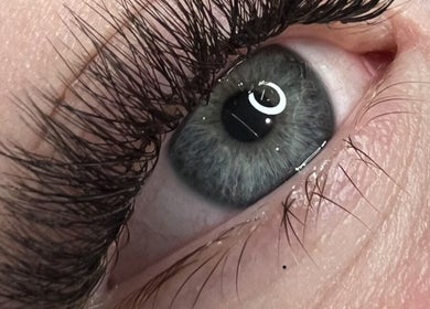 Close-up of eyelash extension at Blossom Beauty, Abbeyleix, County Laois, IE, showcasing detailed lash work.