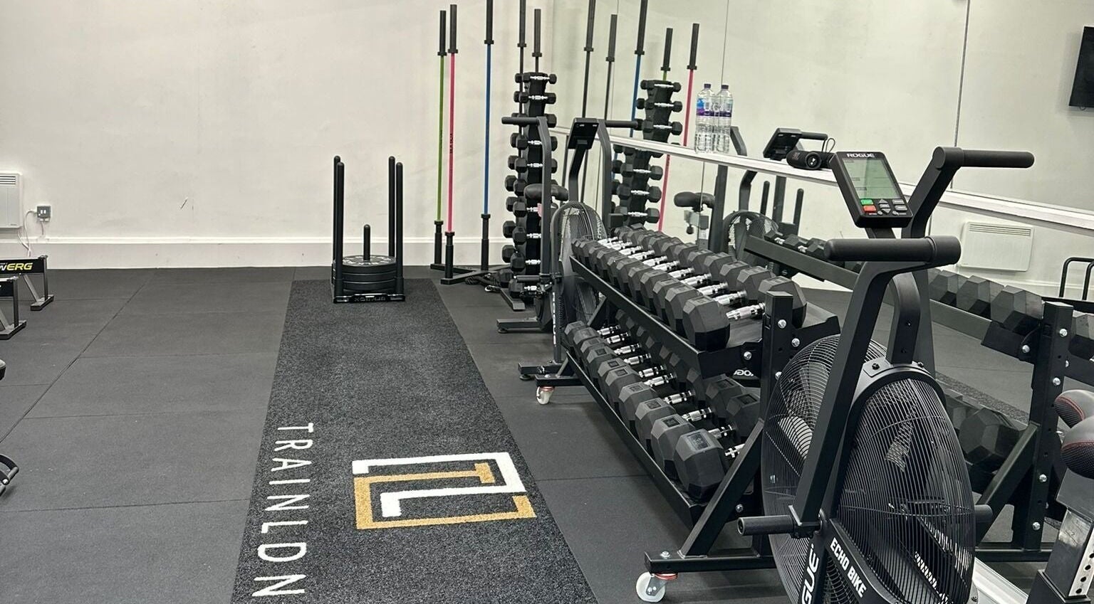 TRAIN LDN · Canary Wharf · Studio 41 gym in London, England, GB features a modern fitness space with diverse equipment.