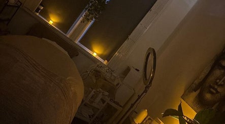 Tranquil treatment room at Xtreme Beauty @Danustudios Forest Hall, England, GB, with ambient lighting.