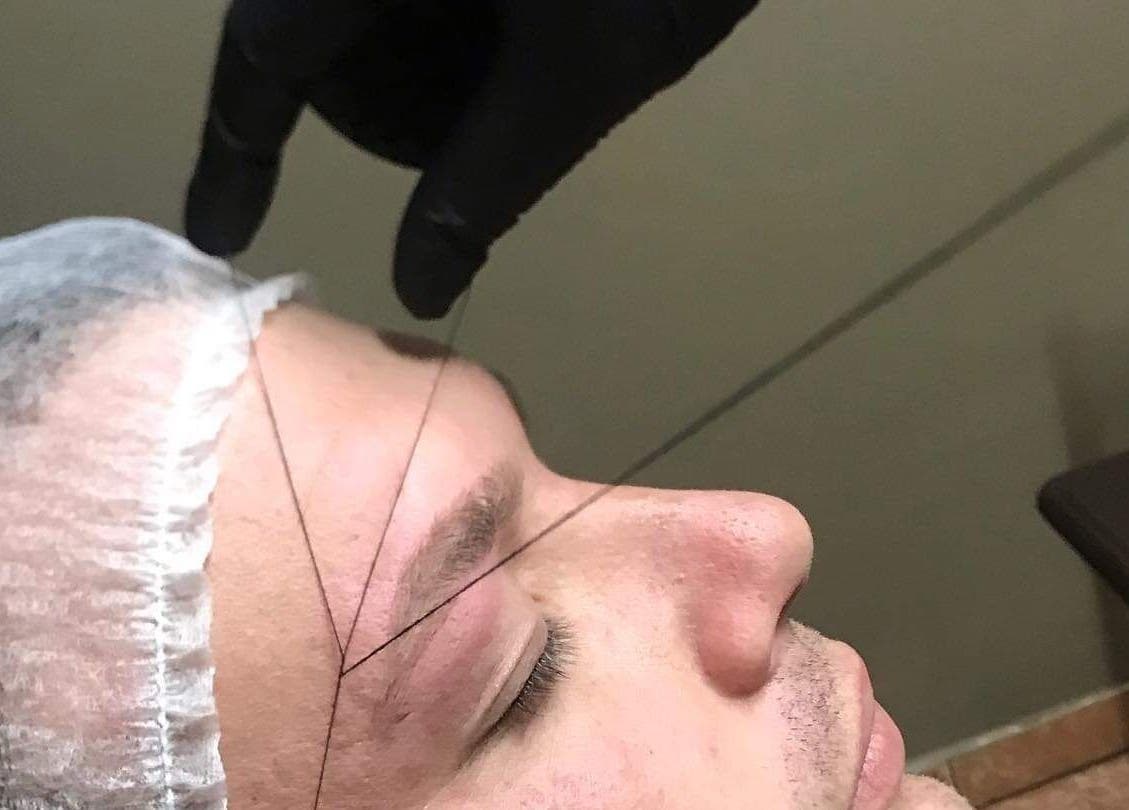 Eyebrow threading at Chrystell Health and Wellness Mobile Spa in Roodepoort, Gauteng, ZA, enhancing natural beauty.