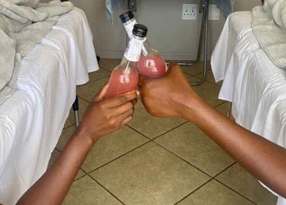 Relaxing spa day at Chrystell Health and Wellness Mobile Spa, Roodepoort, Gauteng, ZA with refreshing drinks.