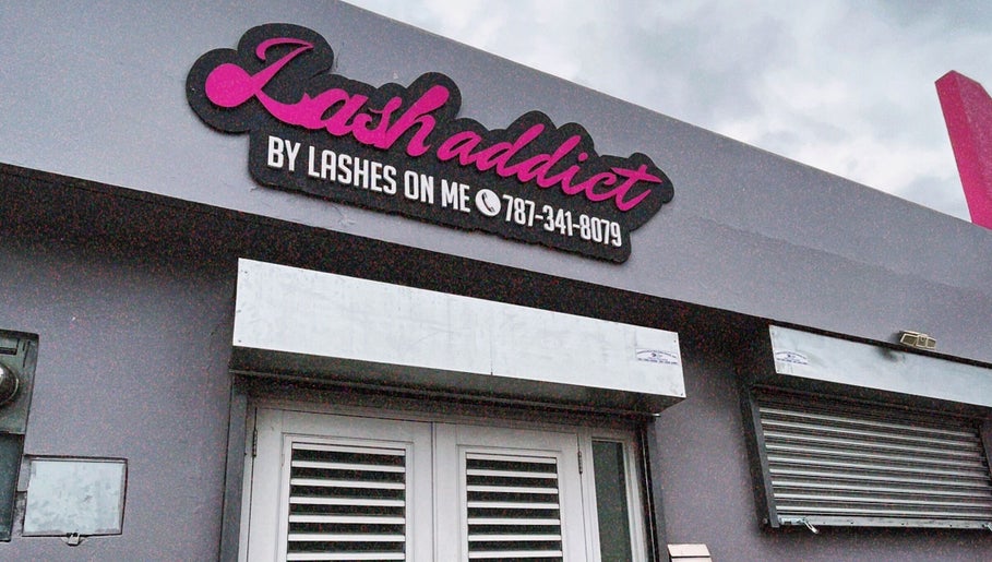 Lashes On Me imagem 1