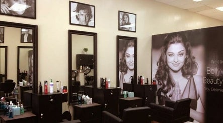 Bollywood Beauty Salon image 3