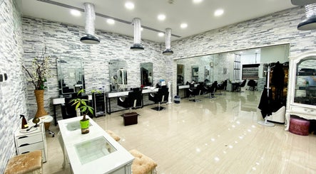 Companion Beauty Salon Spa (Dubai Nad Al Hamar Br)