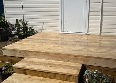 Wooden deck with stairs at The Beauty Loft, Waihi Beach, Bay Of Plenty, NZ.