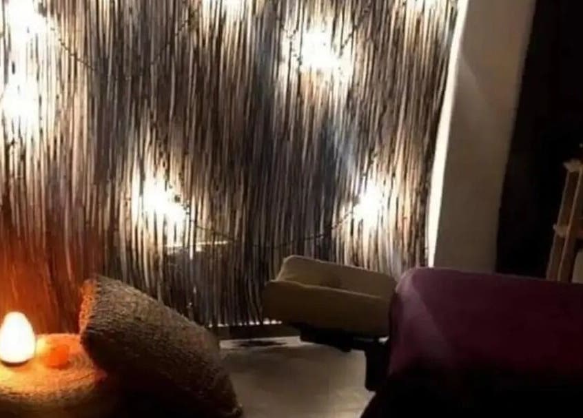 Μαλακός φωτισμός και άνεση στο Ame&Vie, Πάφος, Πάφος, CY για απόλυτη χαλάρωση.