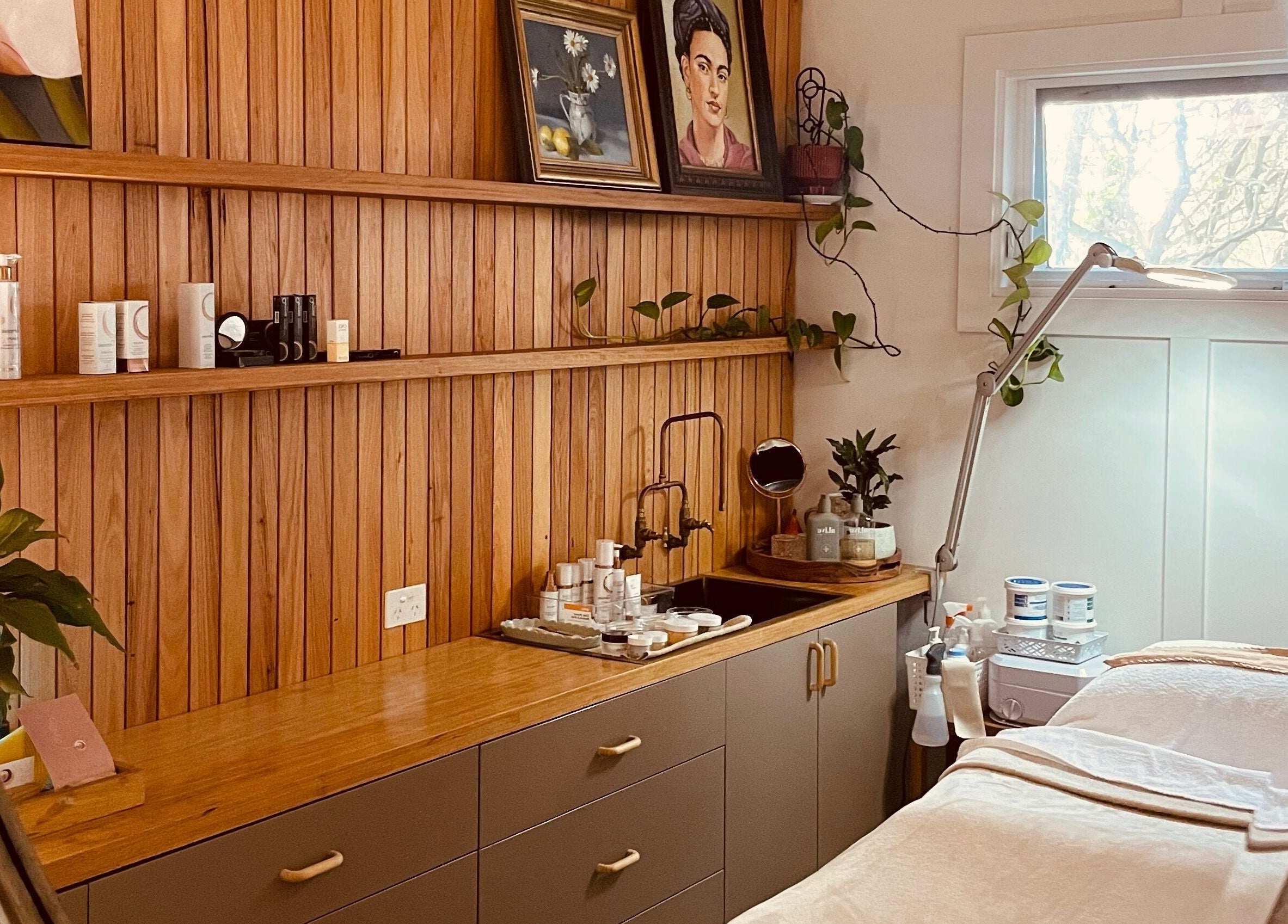 Elegant wooden interior of The Moonah Studio, Blairgowrie, Victoria, AU, showcasing wellness amenities in a calm setting.