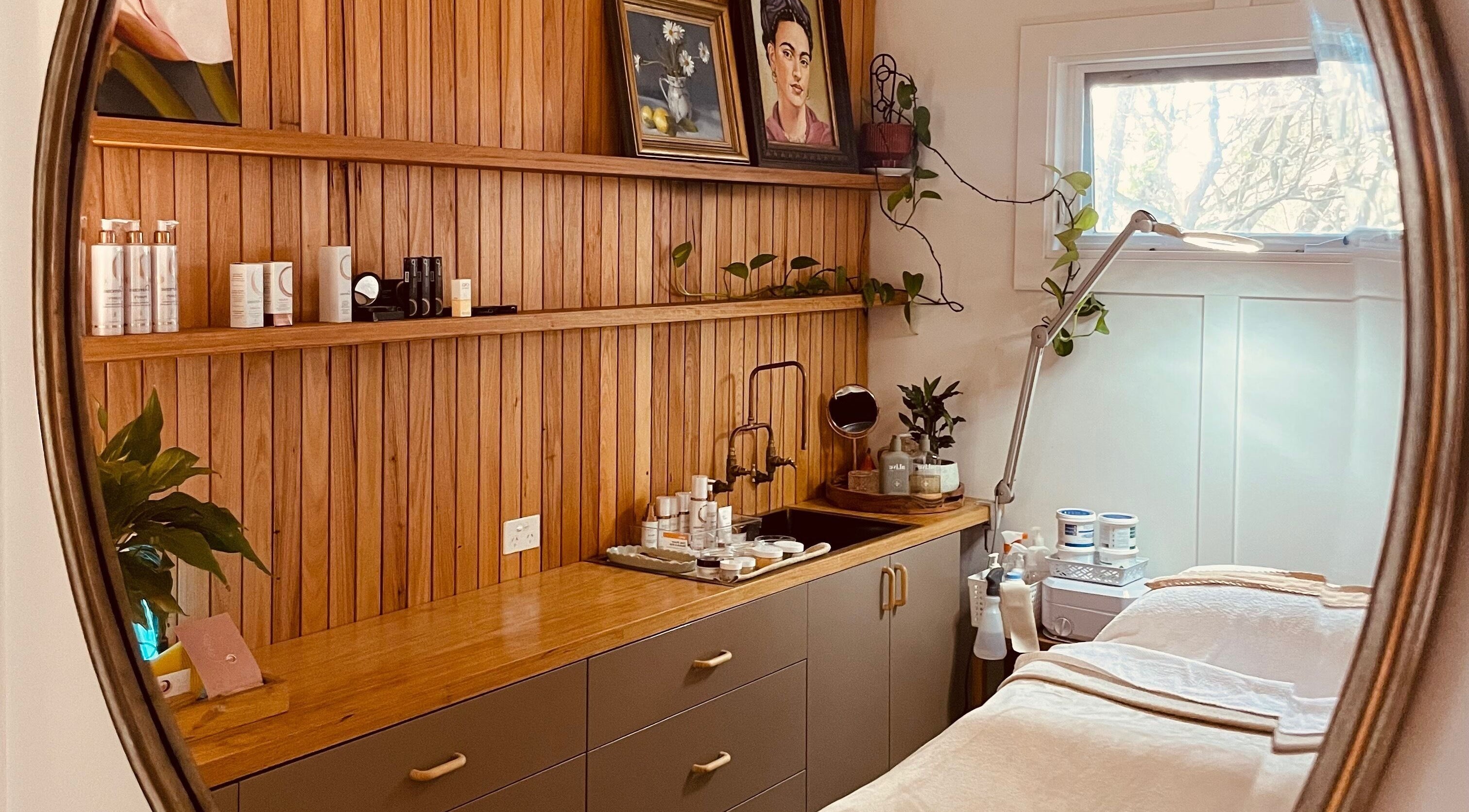 Elegant wooden interior of The Moonah Studio, Blairgowrie, Victoria, AU, showcasing wellness amenities in a calm setting.