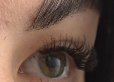 Close-up of expertly styled lashes at Feel Good with Somemetime in Rosyth, Scotland, GB.