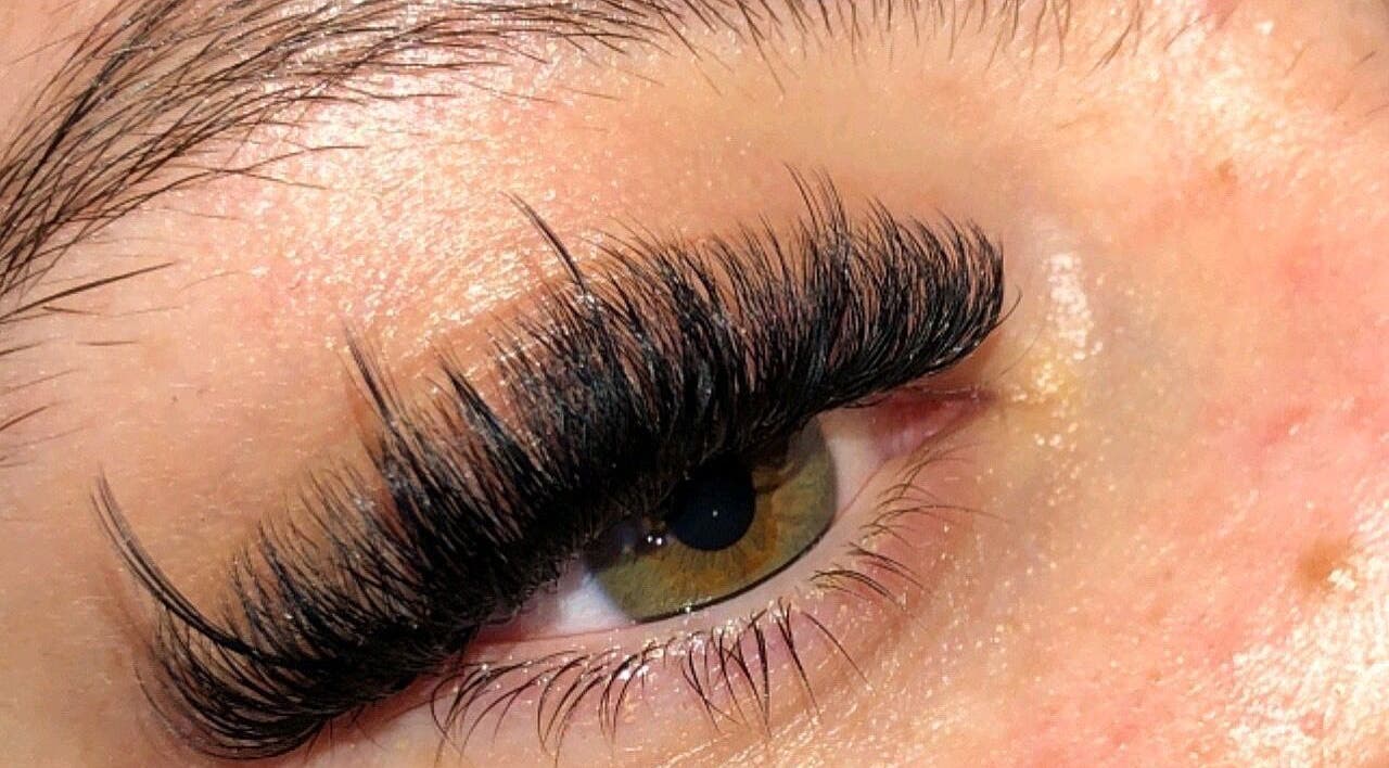 Close-up of lush eyelash extensions at Indybeautyuk in Stilton, England, GB.