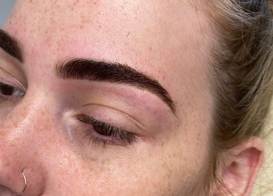 Perfectly shaped eyebrows at Bronze Bar Tanning, Tranent, Scotland, GB.