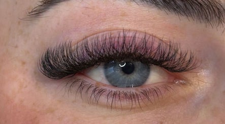 Ellascosmetics.xo, bilde 3