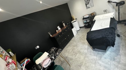 Julieann’s Beauty Room (FEMALE ONLY)