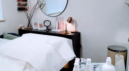 The Skin Care Clinic