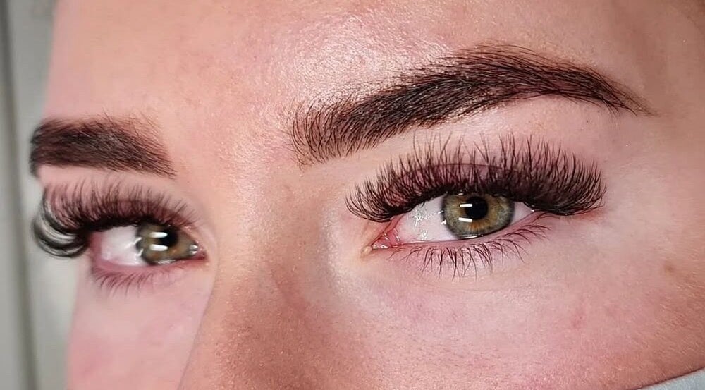 Close-up of expertly applied lashes at Thitty Lashes, Moi, Rogaland, NO.