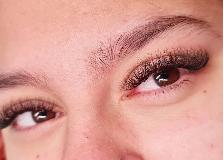 Closeup of elegant eyelash extensions at Thitty Lashes, Moi, Rogaland, NO. Captivating and refined beauty.