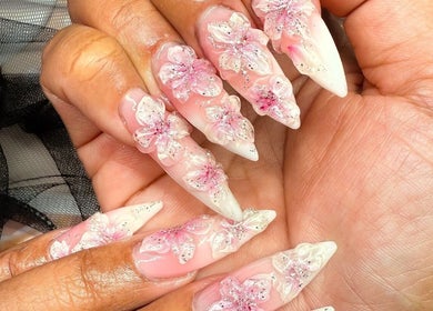 Elegant floral acrylic nails with intricate designs at Thitty Lashes in Moi, Rogaland, NO.