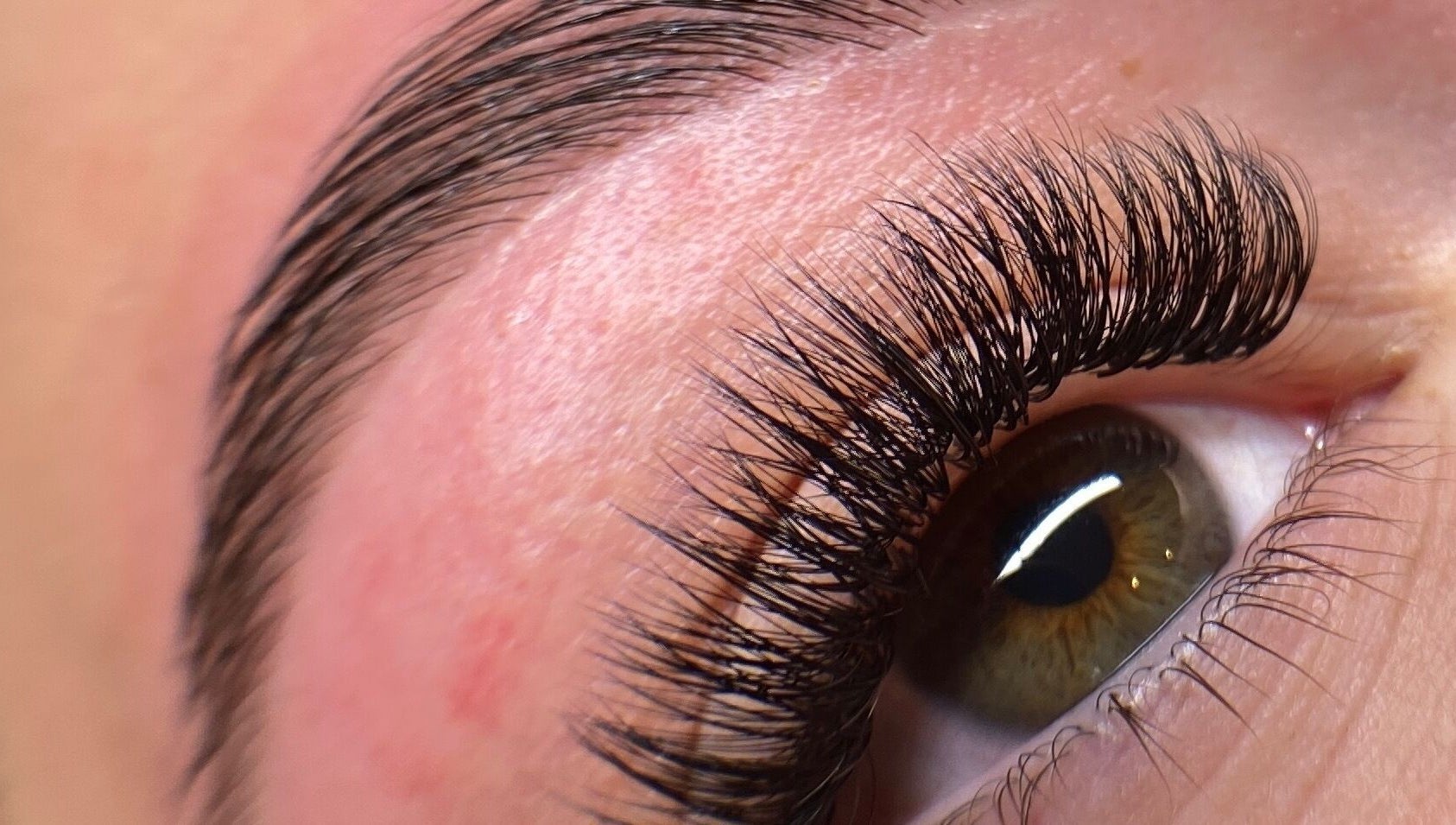 Close-up of expertly applied eyelashes at Lashes by Sann in Leighton Buzzard, England, GB.