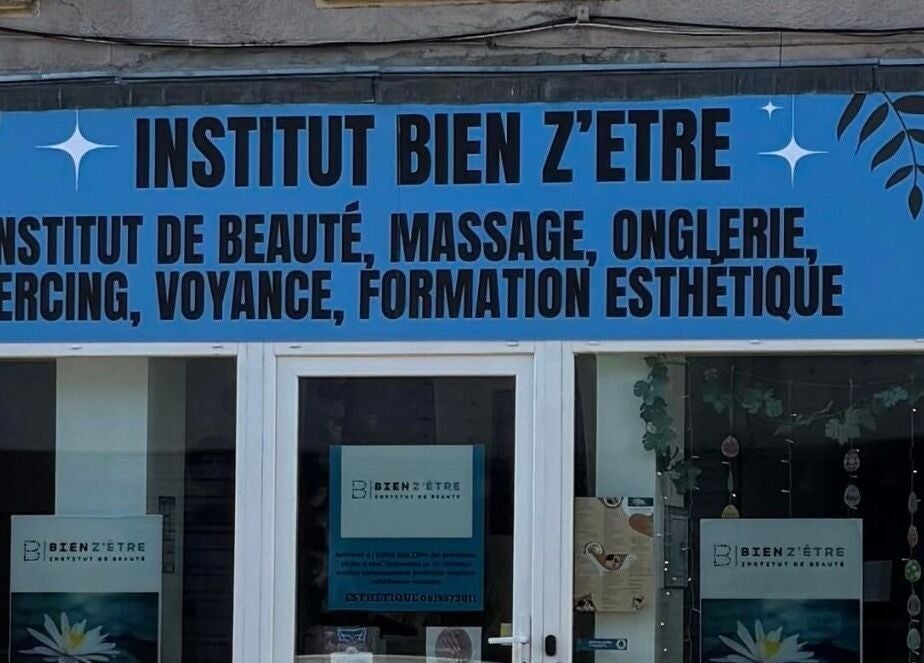 Enseigne de l'Institut Bien Z’être à Piennes, Grand Est, FR, offrant beauté, massage et formation esthétique.