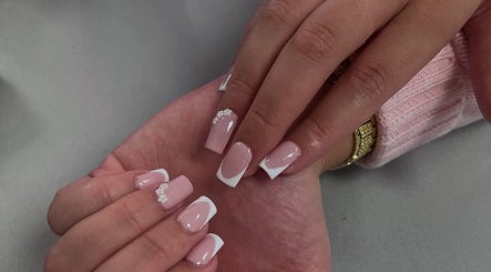 HumS Beauty Clinic (Mosgiel)