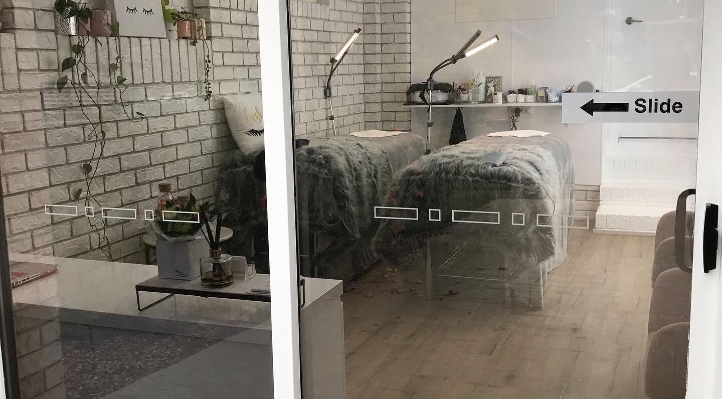 Gentle ambiance in Touch of Grace Lashes and Beauty, Lota, Queensland, AU with plush treatment beds.