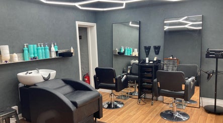 ZainZ Hair Studio