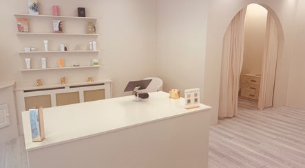 Immagine 3, Devine Beauty Spa and Skin Clinic