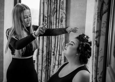 Expert applying makeup at Shannon Mackay Makeup & Beauty, Invergordon, Scotland, GB.