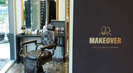 Καθιστικό σε MAKEOVER CREATIVE BEAUTY STUDIO, Αγία Παρασκευή, GR