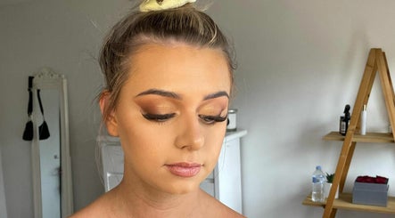 Emily Borg Makeup, bild 3