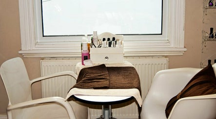 Beauty @ E-Hairdressing image 3