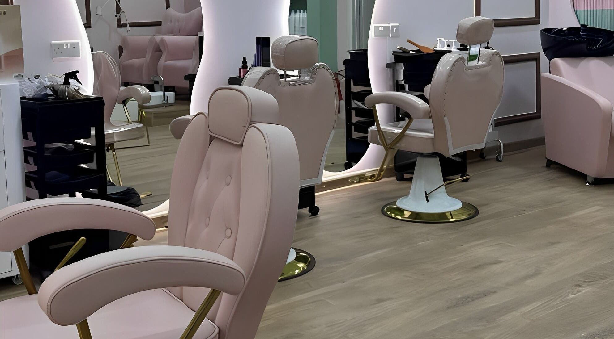 Elegant seating at Hiedee Ladies Salon (Al Riffa), Ras Al Khaimah, AE featuring plush chairs and stylish decor.